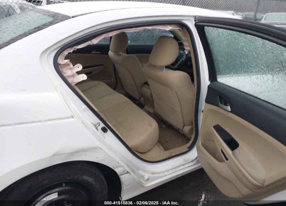 2012 HONDA ACCORD 2.4 LX VIN: 1HGCP2F34CA112905