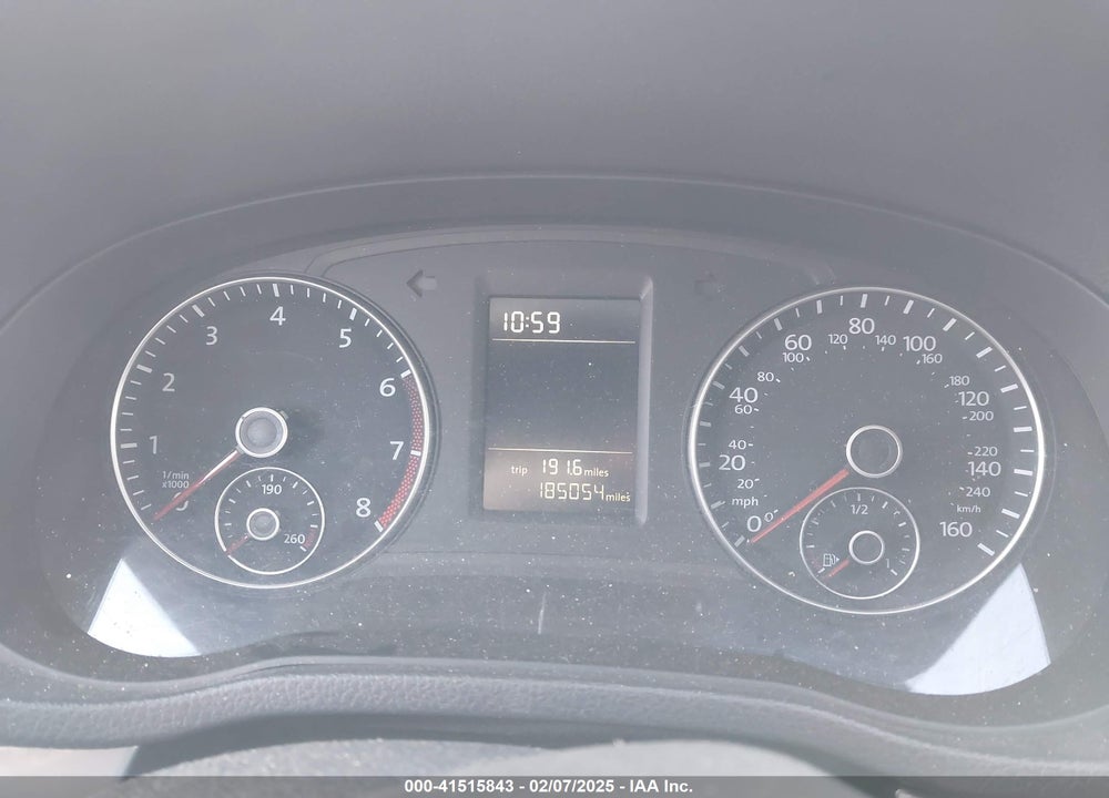2015 VOLKSWAGEN PASSAT VIN: 1VWAT7A35FC054895