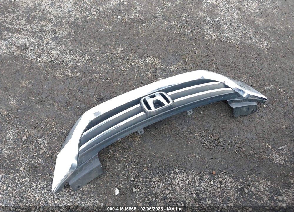 2015 HONDA ACCORD VIN: 1HGCR2F3XFA006988