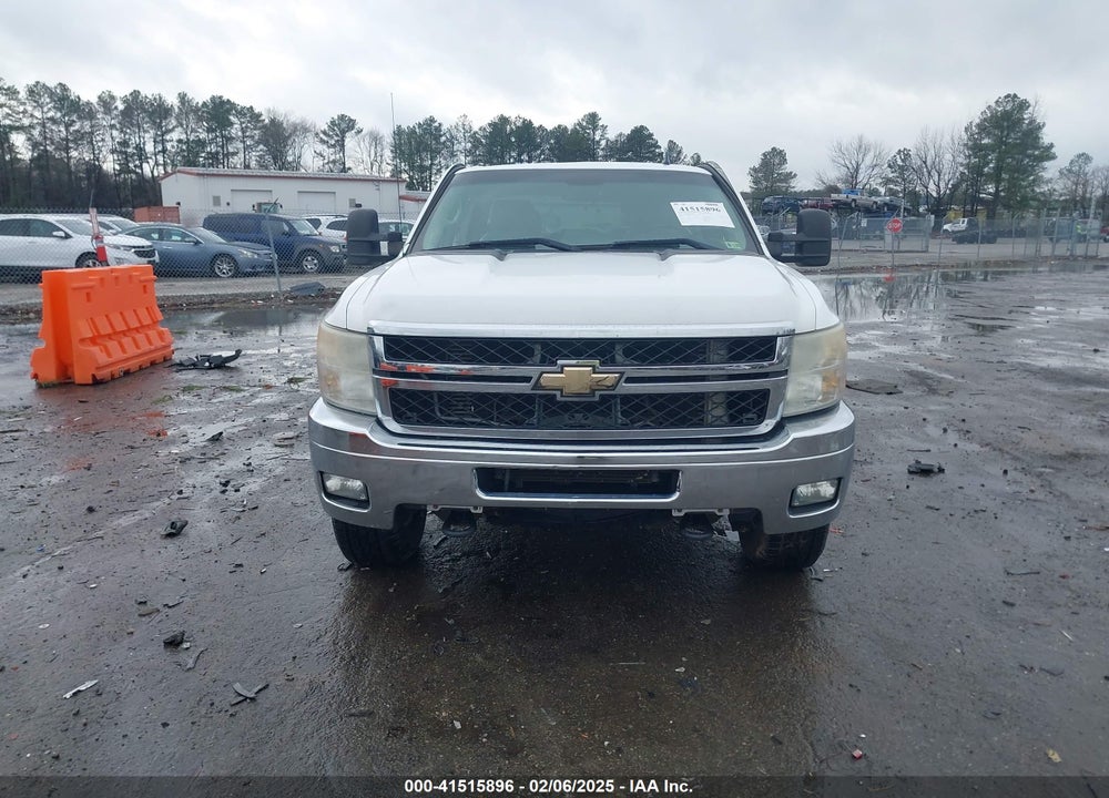 2011 CHEVROLET SILVERADO 2500HD VIN: 1GC2KXE86BZ168380