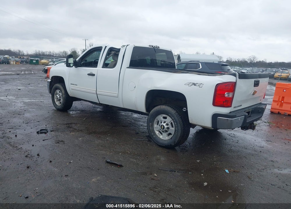 2011 CHEVROLET SILVERADO 2500HD VIN: 1GC2KXE86BZ168380