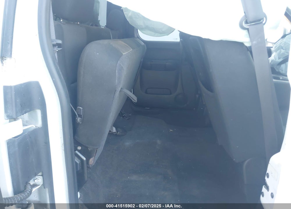 2011 CHEVROLET SILVERADO 1500 LS VIN: 1GCRKREA6BZ464366