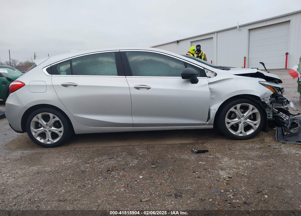 2017 CHEVROLET CRUZE VIN: 3G1BF6SM7HS589202