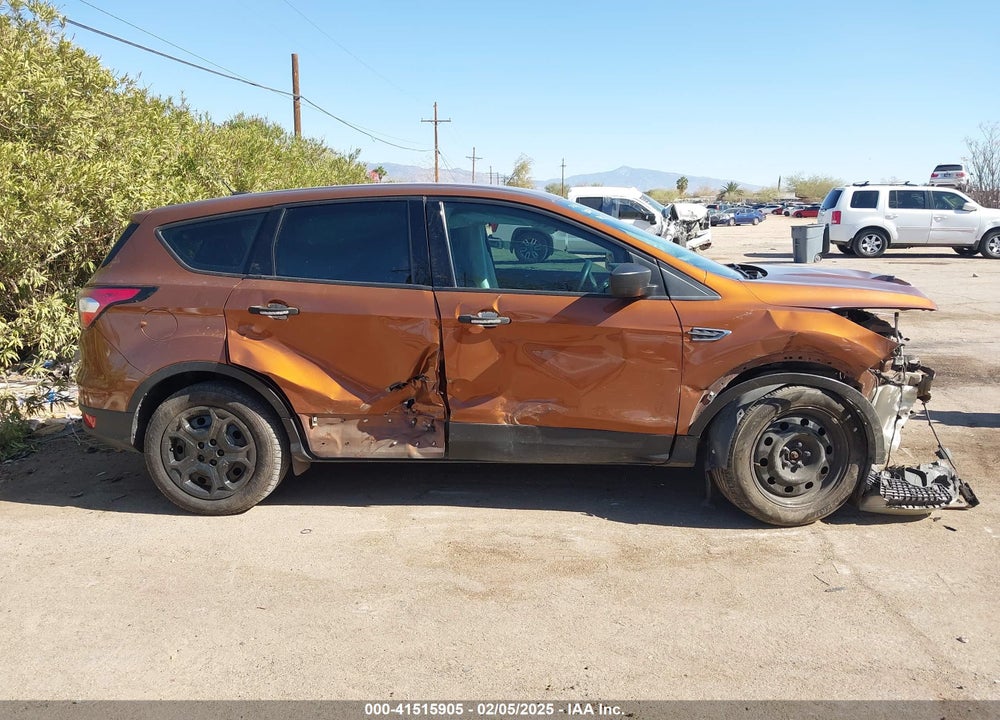 2017 FORD ESCAPE VIN: 1FMCU0F79HUC95797