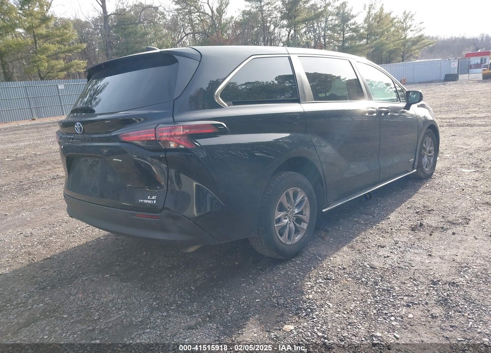 2021 TOYOTA SIENNA LE VIN: 5TDKRKEC9MS043364