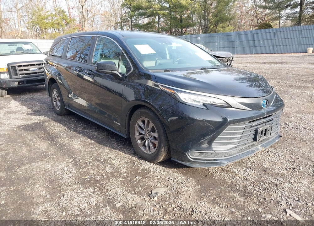 2021 TOYOTA SIENNA LE VIN: 5TDKRKEC9MS043364