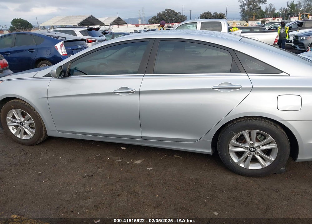 2012 HYUNDAI SONATA VIN: 5NPEB4AC3CH480008