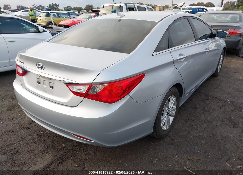2012 HYUNDAI SONATA VIN: 5NPEB4AC3CH480008