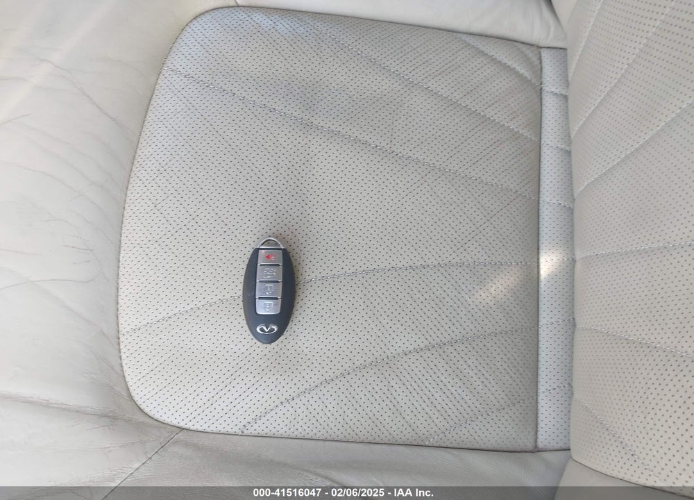 2011 INFINITI QX56 VIN: JN8AZ2NC8B9301952