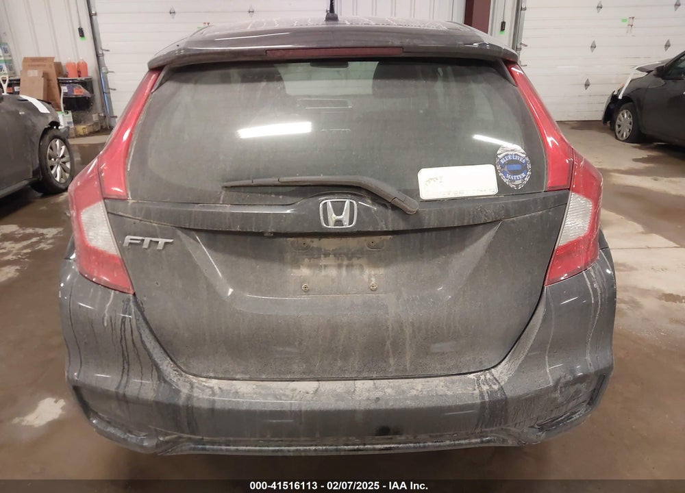 2019 HONDA FIT LX VIN: 3HGGK5H41KM747587
