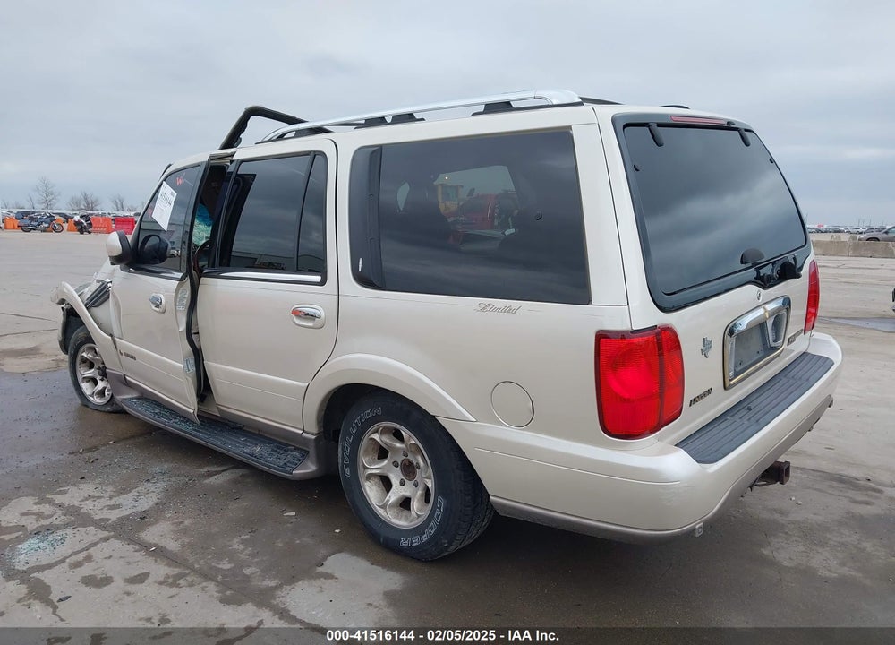 2000 LINCOLN NAVIGATOR VIN: 5LMEU27A4YLJ29673