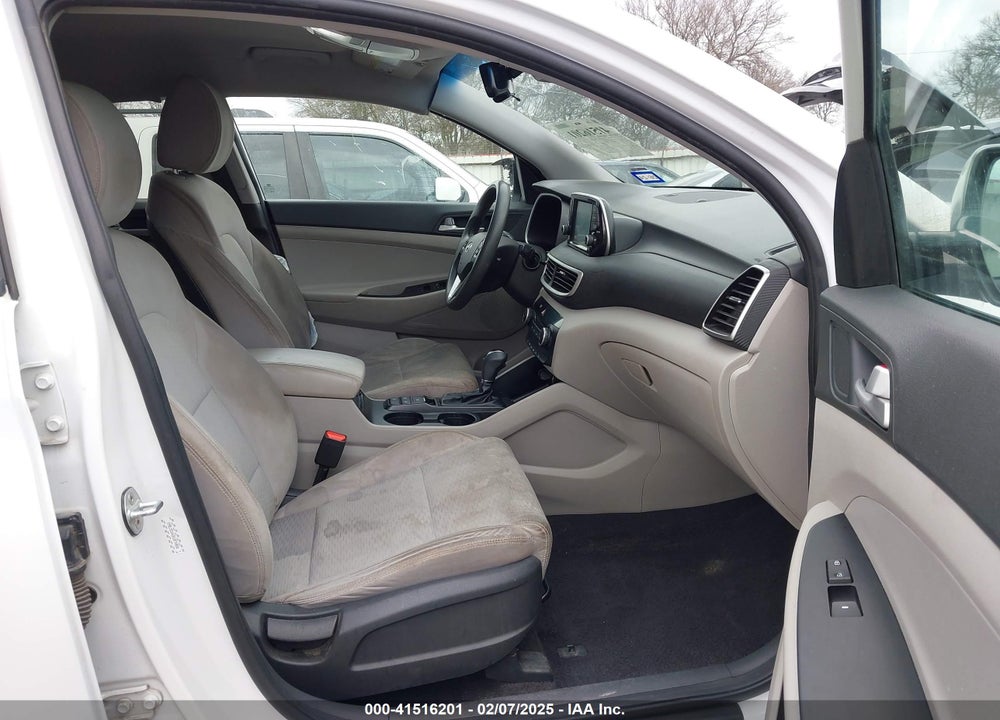 2019 HYUNDAI TUCSON VALUE VIN: KM8J3CA42KU874050