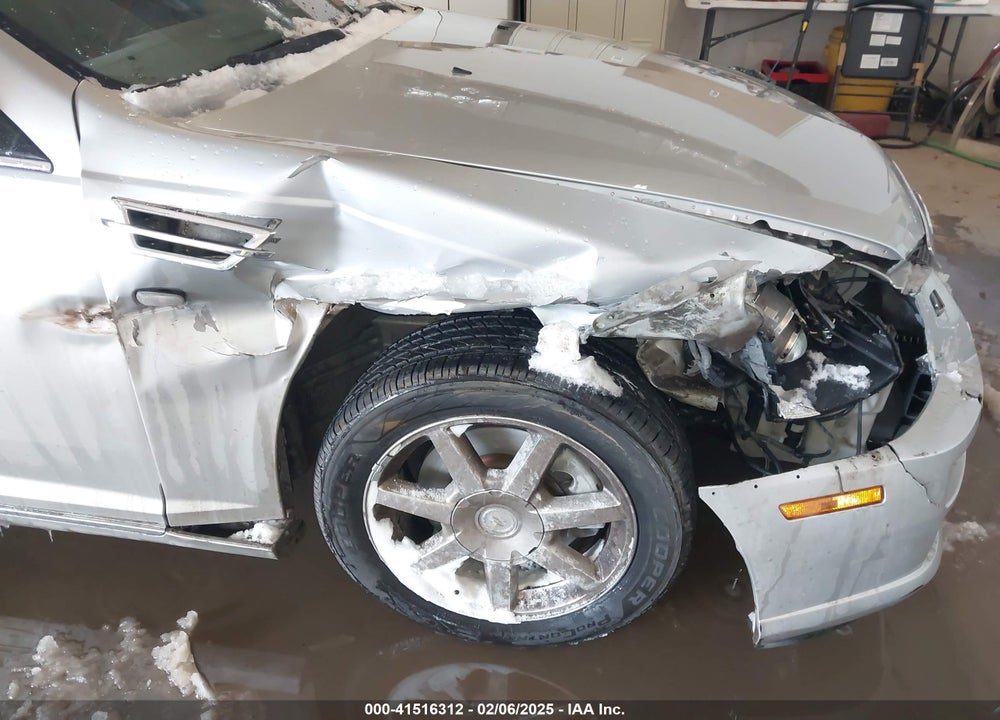 2011 CADILLAC STS VIN: 1G6DW6ED9B0158826
