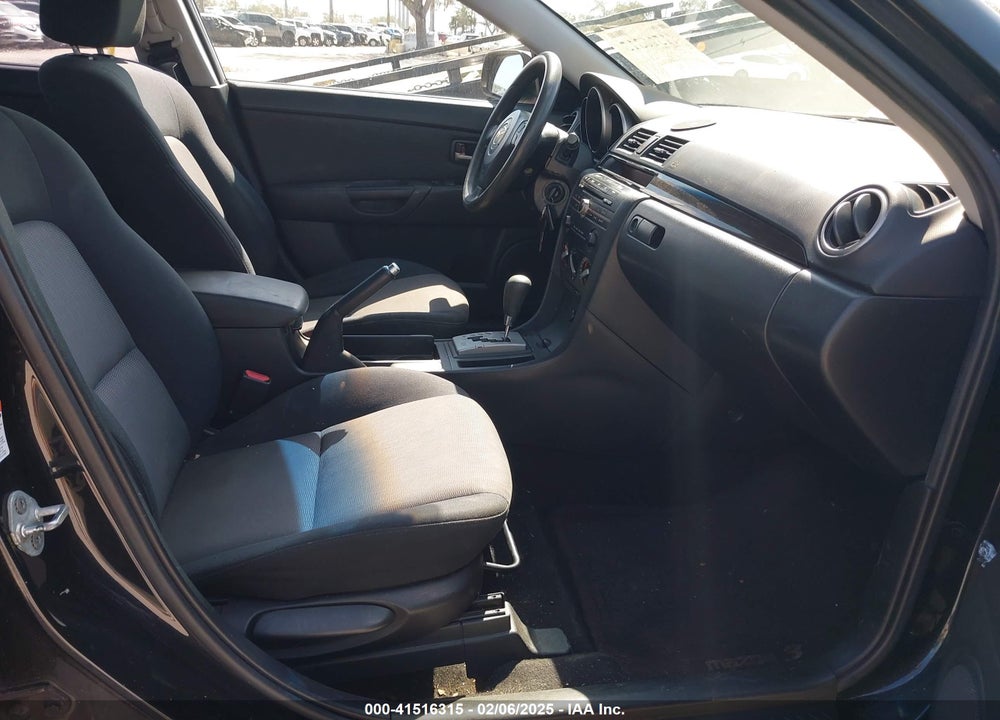 2008 MAZDA 3 I VIN: JM1BK32F381776117