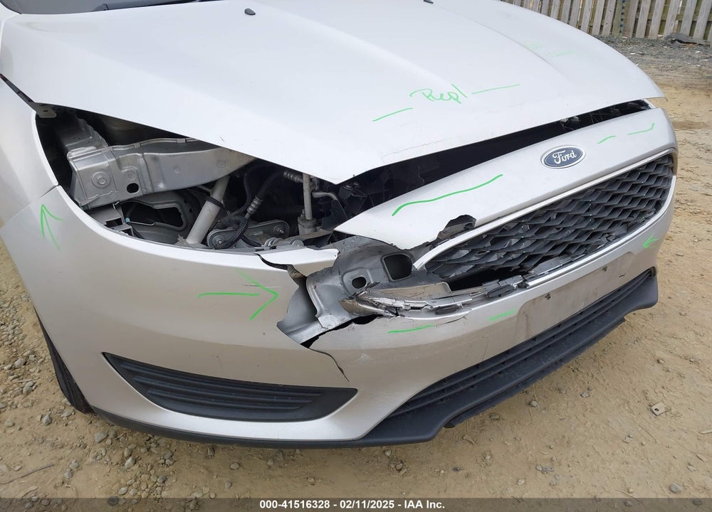 2018 FORD FOCUS VIN: 1FADP3F21JL275809
