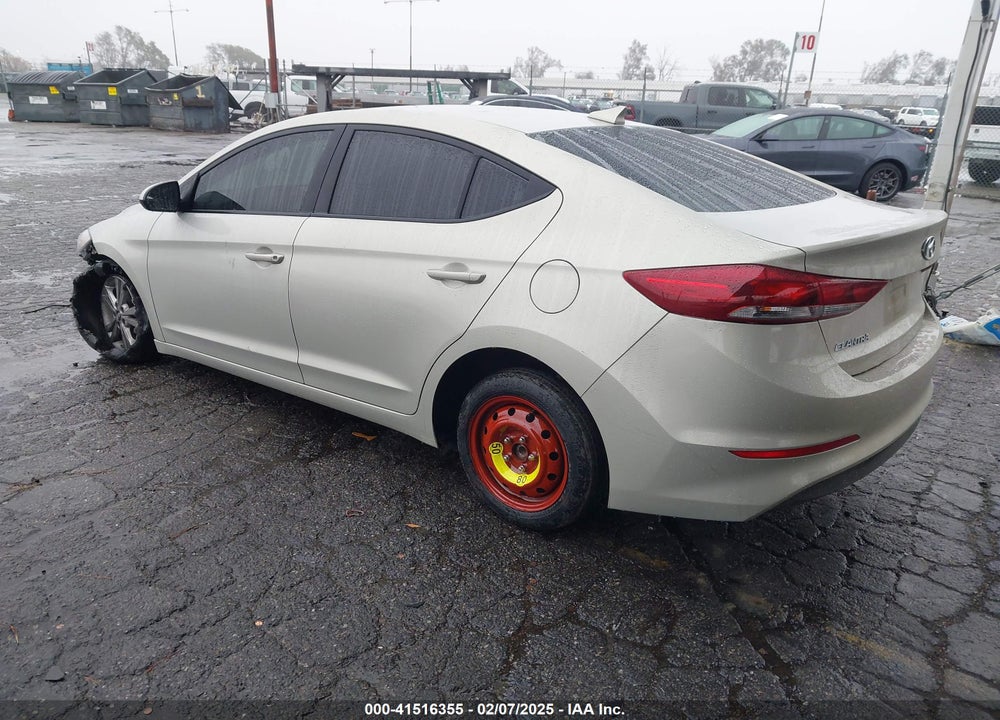 2017 HYUNDAI ELANTRA VIN: KMHD84LF9HU271575
