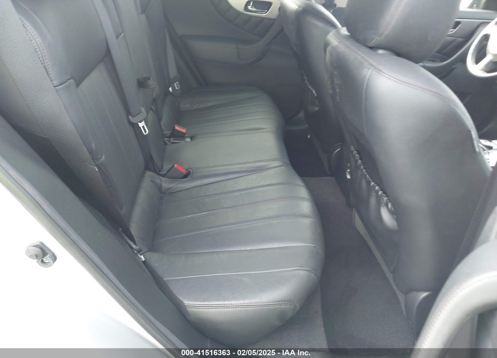 2017 INFINITI QX70 VIN: JN8CS1MU9HM141233