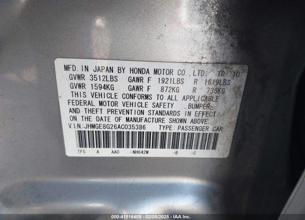 2010 HONDA FIT VIN: JHMGE8G26AC035386