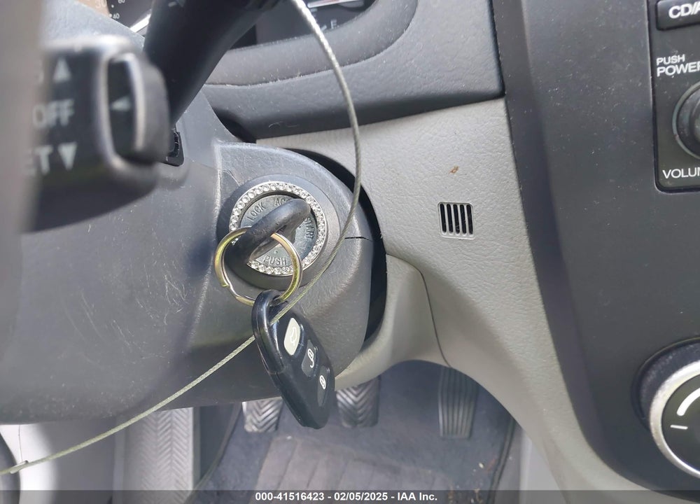 2008 KIA SPECTRA EX VIN: KNAFE121685578364
