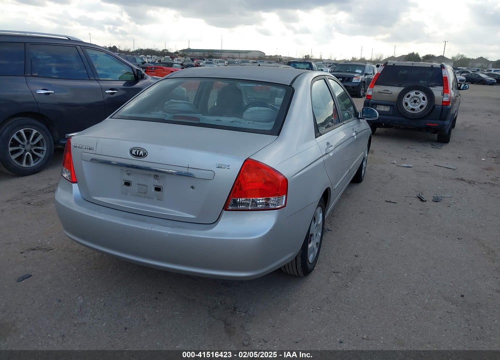 2008 KIA SPECTRA EX VIN: KNAFE121685578364