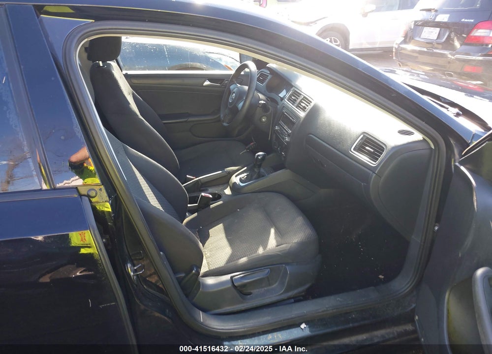 2014 VOLKSWAGEN JETTA VIN: 3VW2K7AJ4EM432613