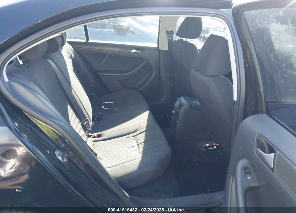 2014 VOLKSWAGEN JETTA VIN: 3VW2K7AJ4EM432613
