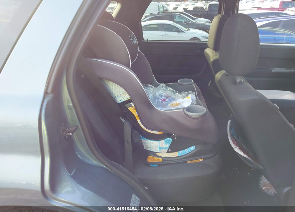 2010 FORD ESCAPE XLT VIN: 1FMCU9DG1AKD09099