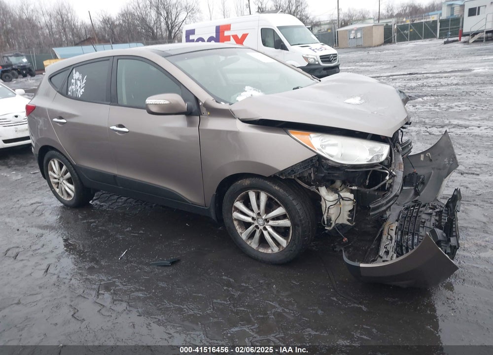 2013 HYUNDAI TUCSON LIMITED VIN: KM8JUCAC2DU622919