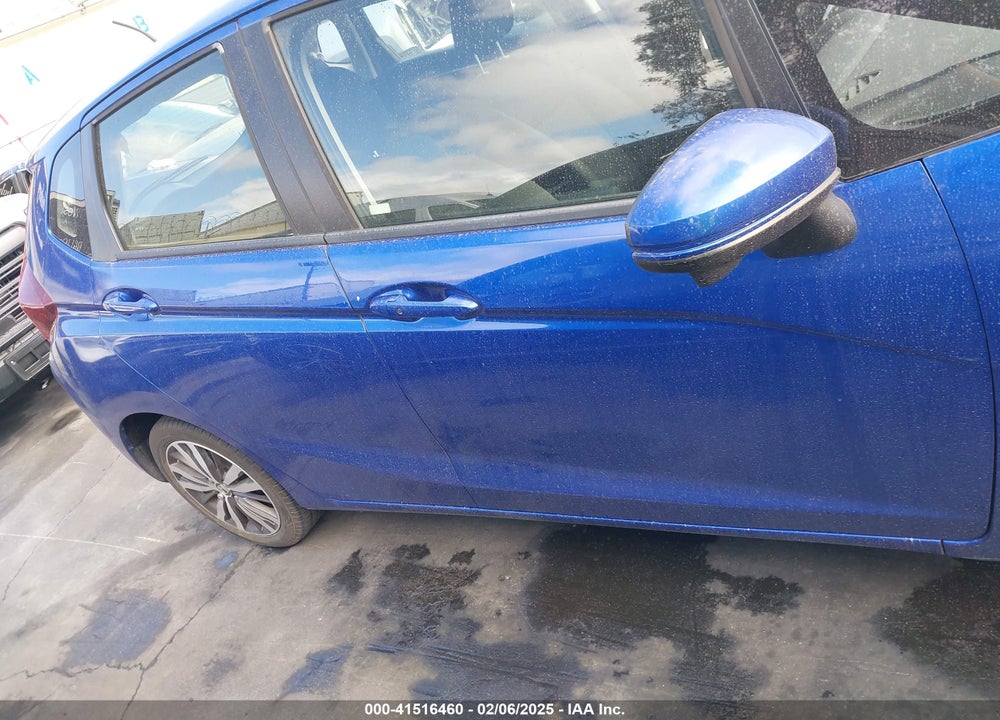 2016 HONDA FIT VIN: JHMGK5H71GX043561