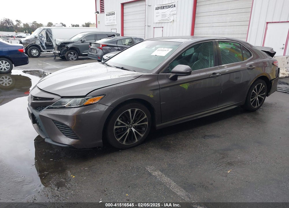 2018 TOYOTA CAMRY VIN: 4T1B11HK9JU643308