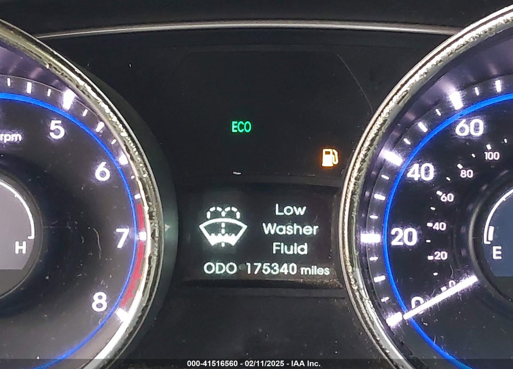 2011 HYUNDAI SONATA VIN: 5NPEC4AC2BH307463