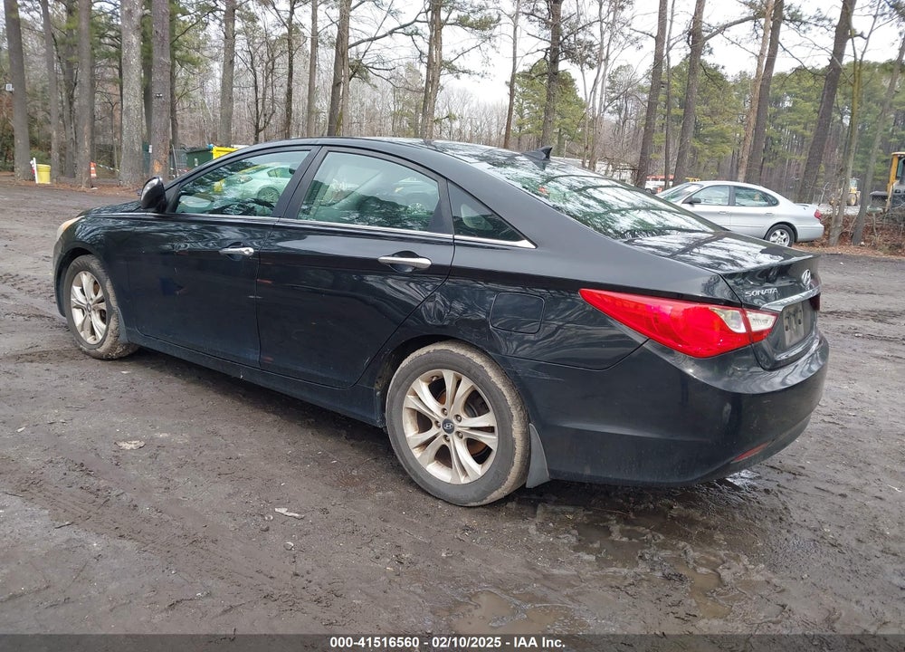 2011 HYUNDAI SONATA VIN: 5NPEC4AC2BH307463