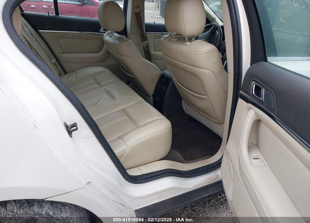 2013 LINCOLN MKS VIN: 1LNHL9DK4DG616299
