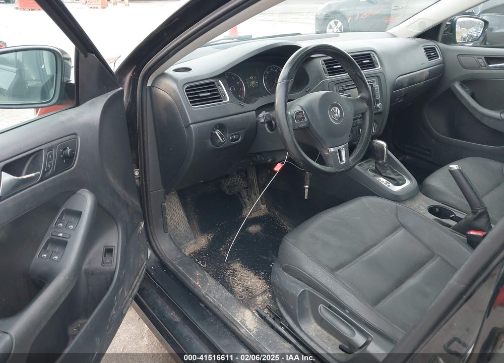 2012 VOLKSWAGEN JETTA 2.5L SE VIN: 3VWDX7AJ0CM335318