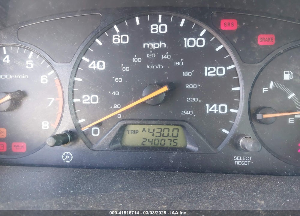 2001 HONDA ACCORD 2.3 LX VIN: 1HGCG66541A016987