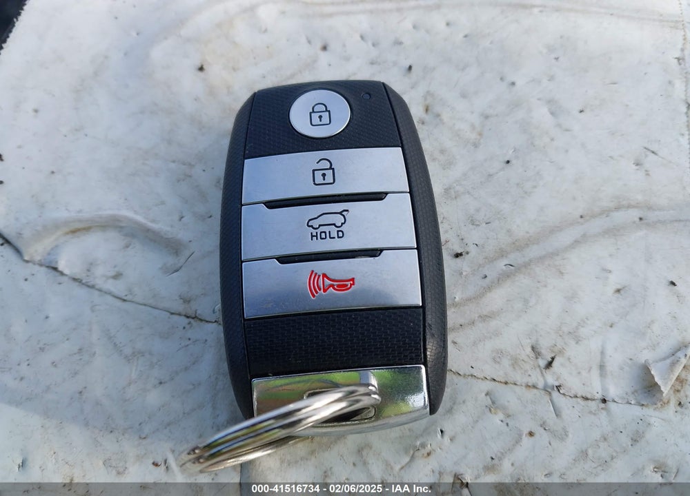 2017 KIA NIRO LX VIN: KNDCB3LC0H5104761