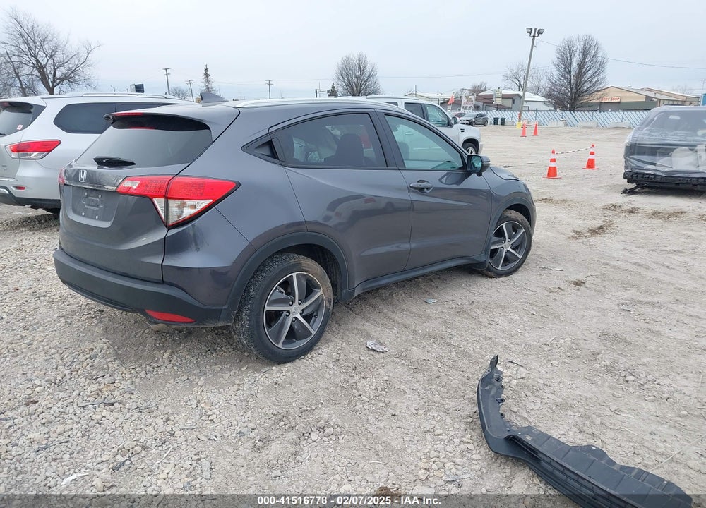2022 HONDA HR-V VIN: 3CZRU5H53NM742822