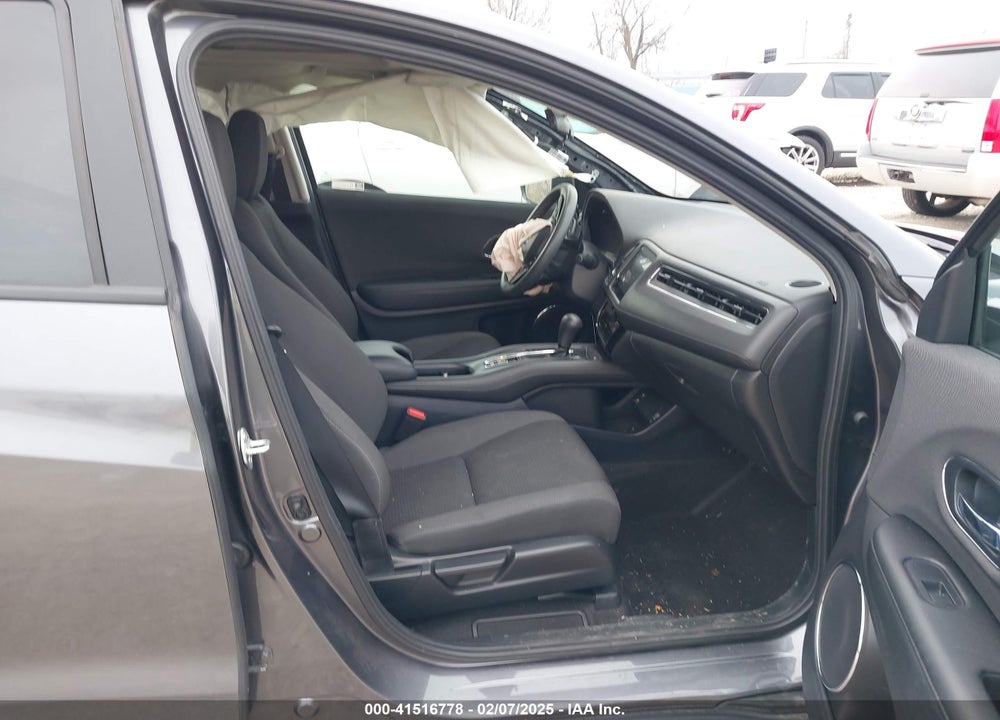 2022 HONDA HR-V VIN: 3CZRU5H53NM742822