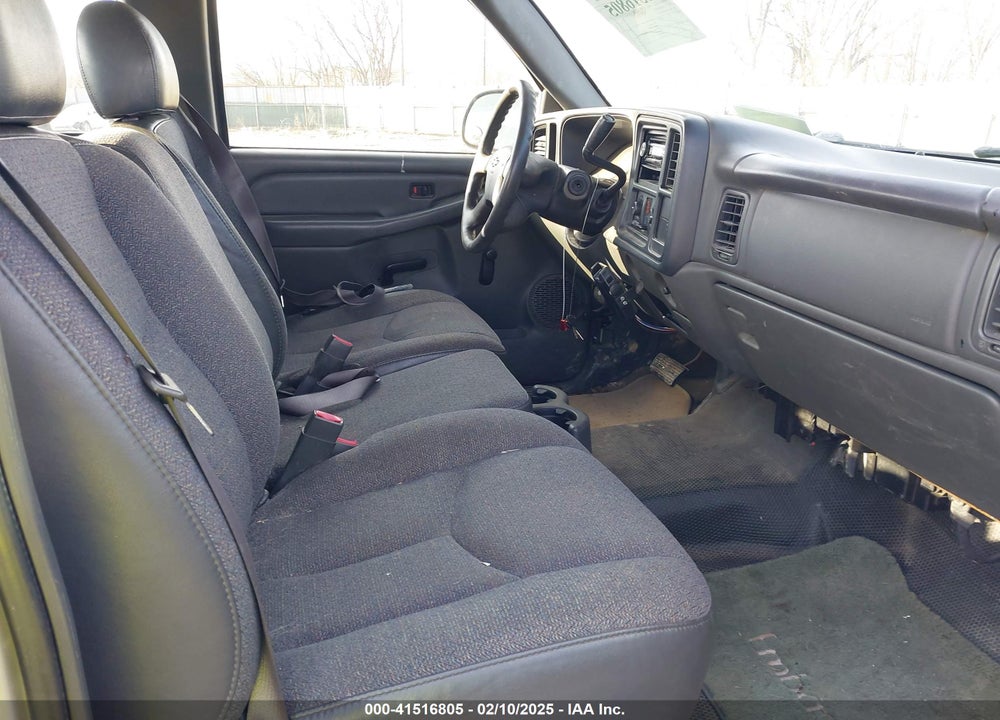 2004 CHEVROLET SILVERADO 2500HD WORK TRUCK VIN: 1GCHC29U34E336116