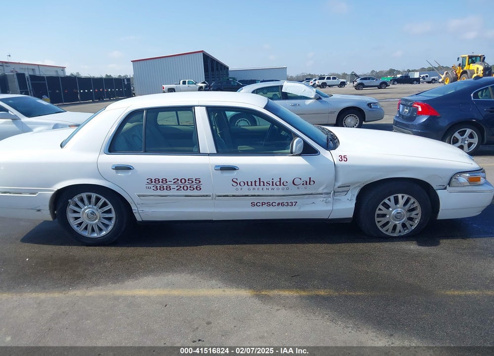 2011 MERCURY GRAND MARQUIS VIN: 2MEBM7FV5BX604624