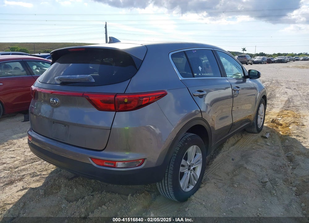 2017 KIA SPORTAGE LX VIN: KNDPMCAC9H7217997
