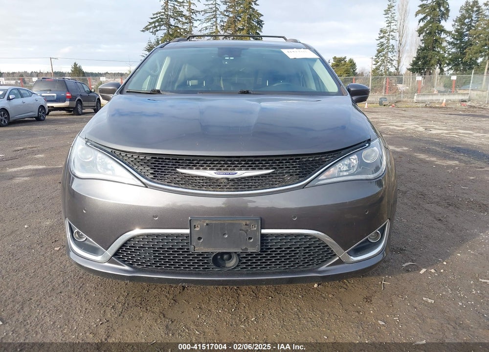 2019 CHRYSLER PACIFICA TOURING L VIN: 2C4RC1BG5KR629051