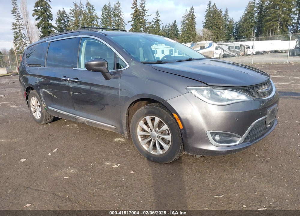 2019 CHRYSLER PACIFICA TOURING L VIN: 2C4RC1BG5KR629051