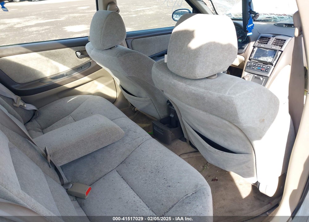 2002 NISSAN MAXIMA GXE VIN: JN1DA31D82T413497