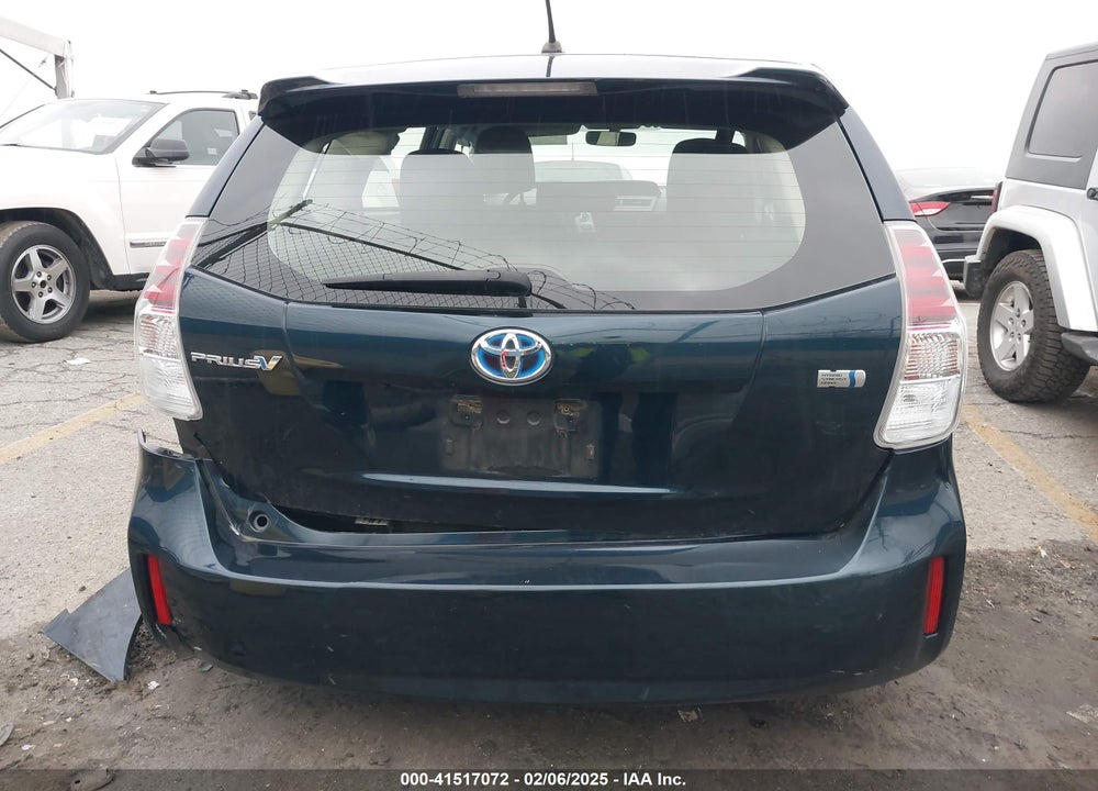 2017 TOYOTA PRIUS V VIN: JTDZN3EU2HJ061734