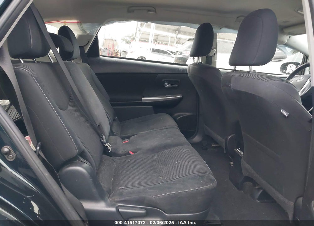 2017 TOYOTA PRIUS V VIN: JTDZN3EU2HJ061734