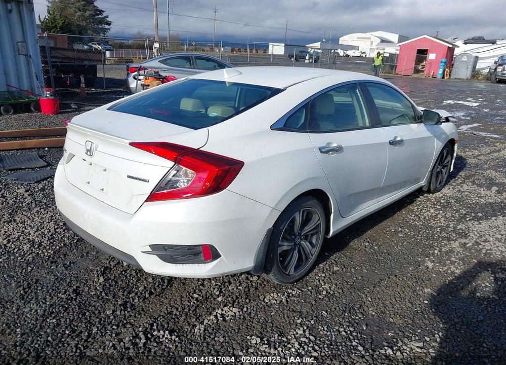 2018 HONDA CIVIC VIN: JHMFC1F93JX033417