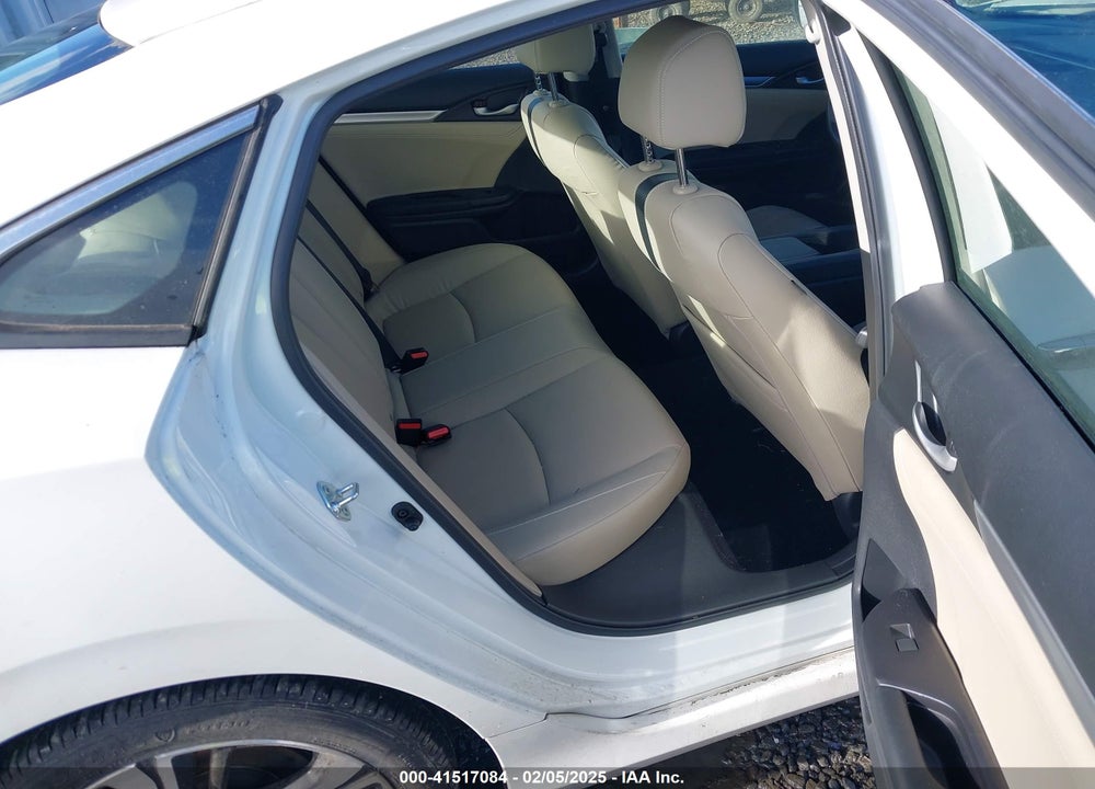 2018 HONDA CIVIC VIN: JHMFC1F93JX033417