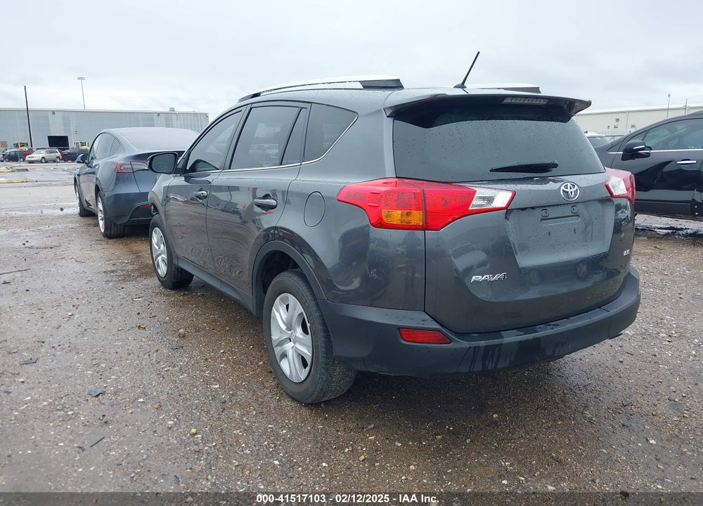 2015 TOYOTA RAV4 VIN: JTMZFREV9FJ049277