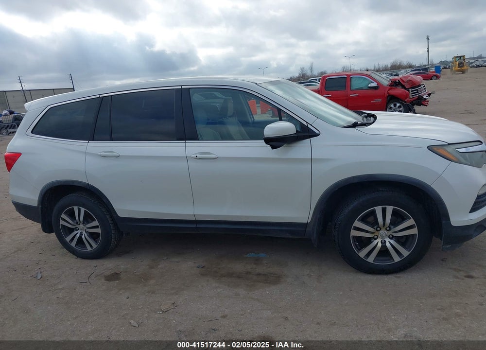 2017 HONDA PILOT EX VIN: 5FNYF5H36HB012146